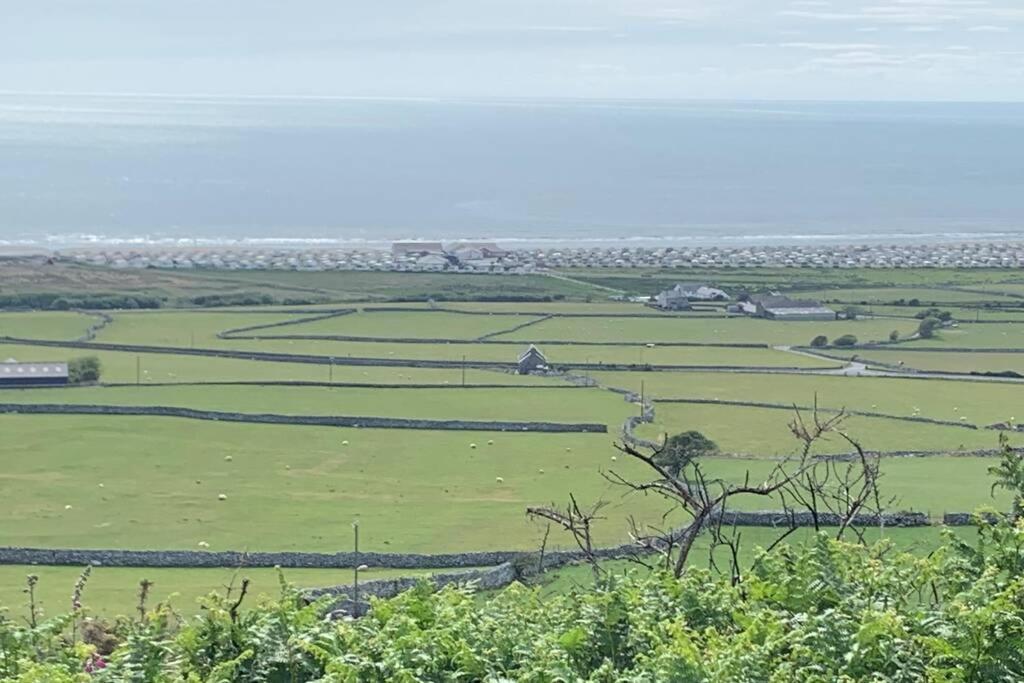 Lle Mary - Beautiful Views, Hot Tub, Secluded, Dog Welcome, Barmouth Llanddwywe Buitenkant foto