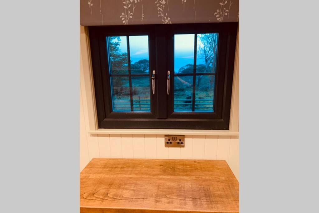 Lle Mary - Beautiful Views, Hot Tub, Secluded, Dog Welcome, Barmouth Llanddwywe Buitenkant foto